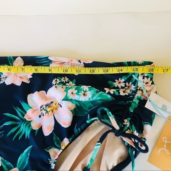 Kona Sol High Waisted Medium Coverage Tropical Floral Bikini Bottom Sz 16W/18W - Picture 7 of 11